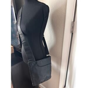 Radley London Leather Crossbody Bag Black – Adjustable Strap Shoulder Purse